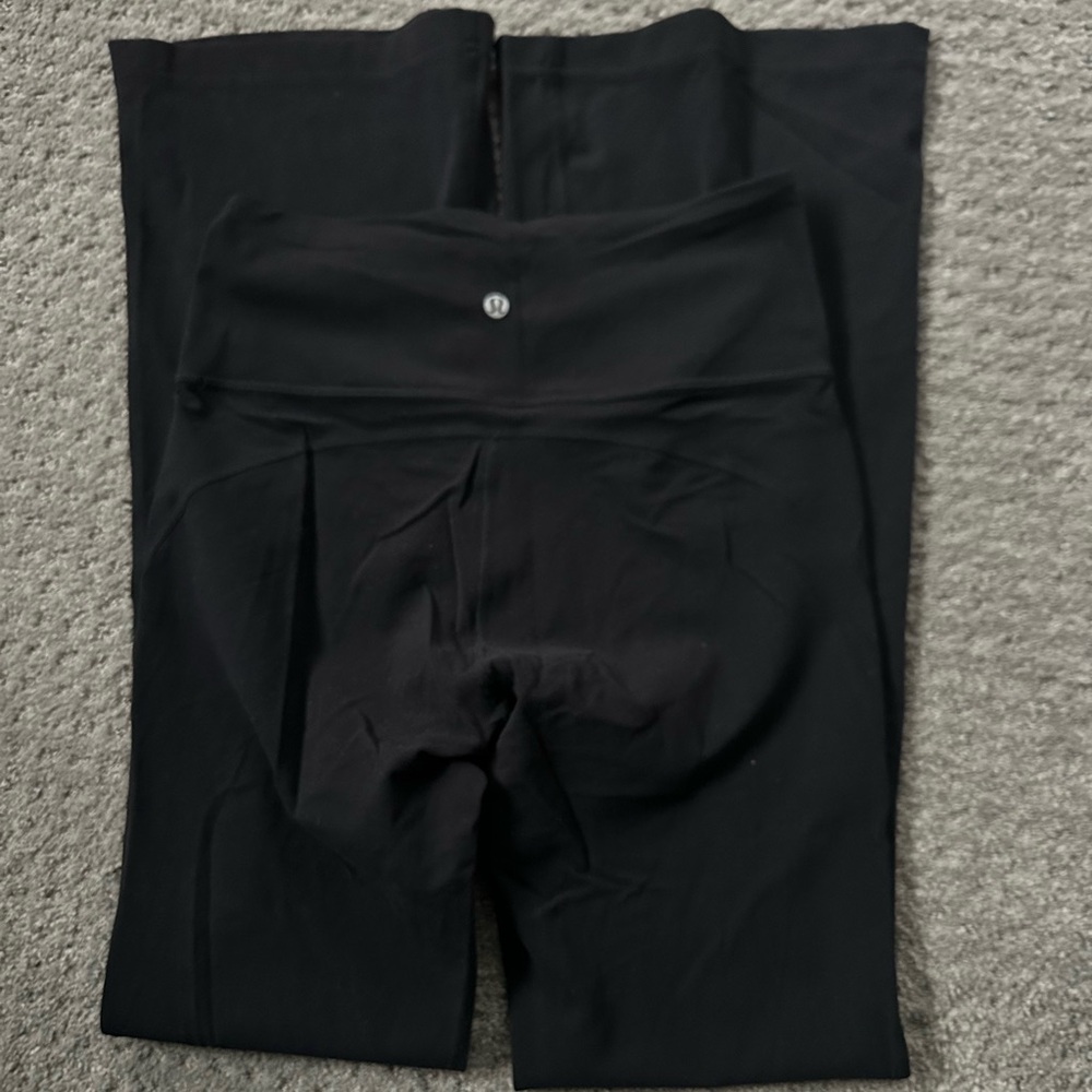 Lululemon Groove High Waisted Flare Leggings Pants Regular Black Size 8
